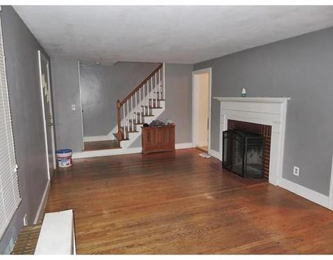 38 Upland St, Springfield, MA 01104 photo 12