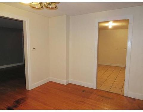 38 Upland St, Springfield, MA 01104 photo 17
