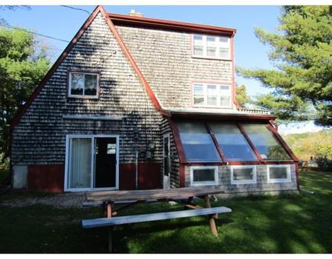 2 Captains Cir, Fall River, MA 02721 photo 1