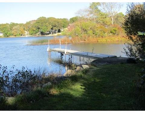 2 Captains Cir, Fall River, MA 02721 photo 5