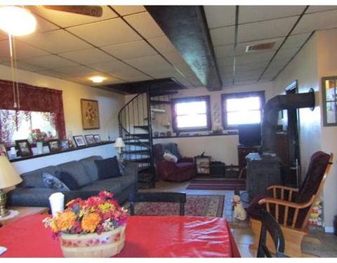 2 Captains Cir, Fall River, MA 02721 photo 8
