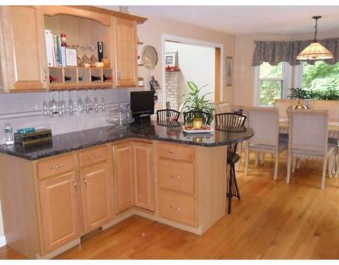 59 County Rd E, Raynham, MA 02767 photo 11