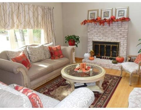 59 County Rd E, Raynham, MA 02767 photo 4