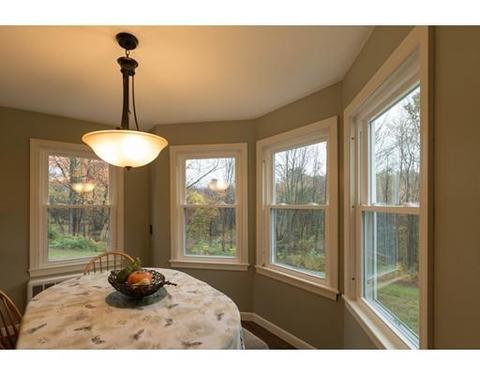 15 Wilton Rd, Easthampton, MA 01027 photo 4