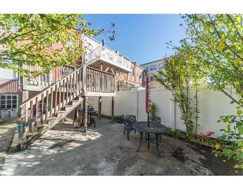 827 E 3rd St, Boston, MA 02127 photo 4
