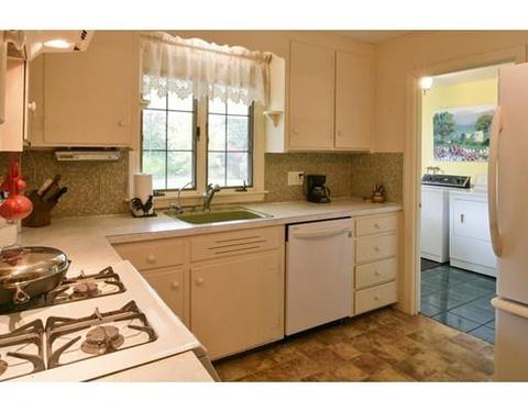 108 Locust St, Danvers, MA 01923 photo 8