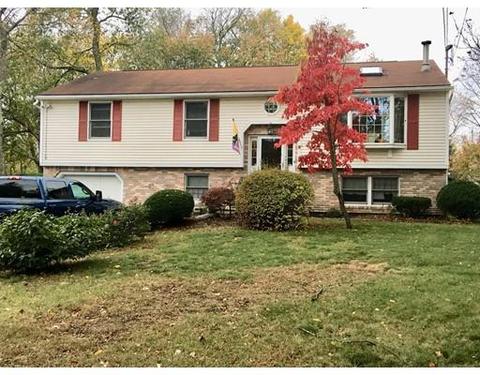476 Granite St, Worcester, MA 01607 photo 3