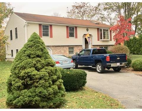 476 Granite St, Worcester, MA 01607 photo 2