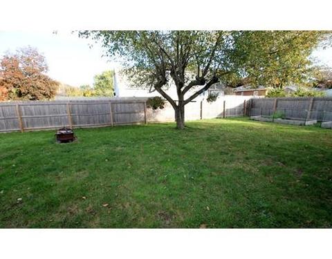 17 Moore St, Chicopee, MA 01013 photo 20