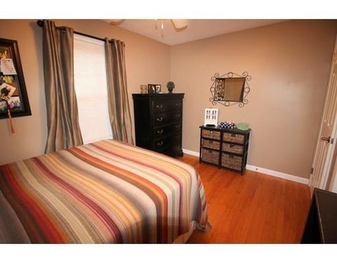 17 Moore St, Chicopee, MA 01013 photo 13