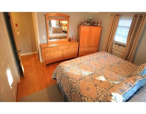17 Moore St, Chicopee, MA 01013 photo 10