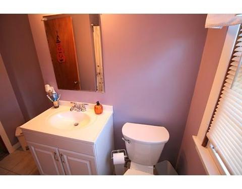 17 Moore St, Chicopee, MA 01013 photo 17
