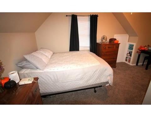 17 Moore St, Chicopee, MA 01013 photo 14