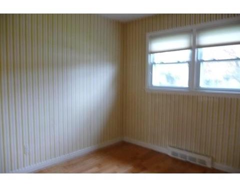 57 Bremen St, Springfield, MA 01108 photo 13