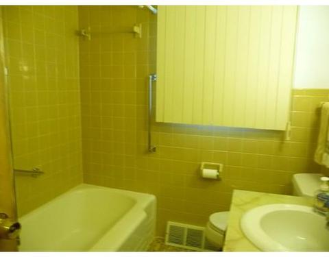 57 Bremen St, Springfield, MA 01108 photo 3