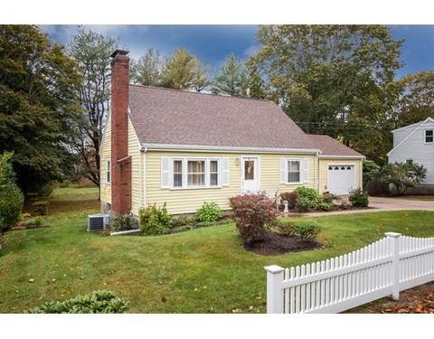 303 Plain St, Millis, MA 02054 photo 3