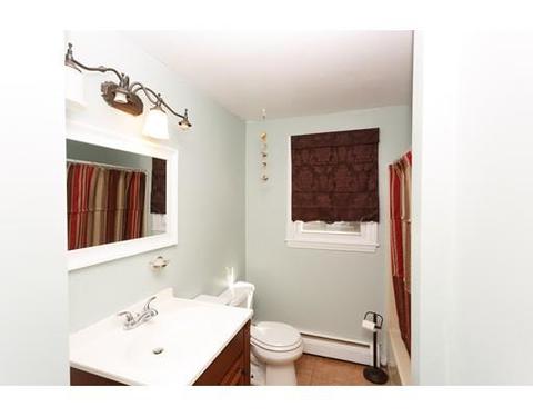 11 Windsor Dr, Wareham, MA 02571 photo 9