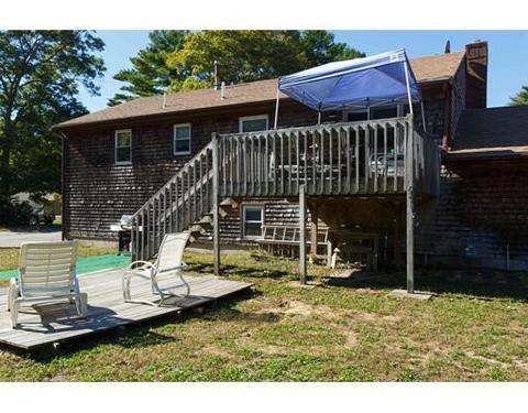 11 Windsor Dr, Wareham, MA 02571 photo 3