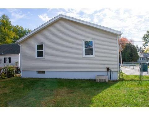 66 Merida St, Springfield, MA 01104 photo 4