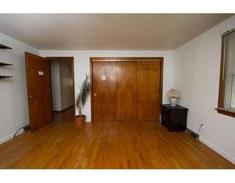 66 Merida St, Springfield, MA 01104 photo 17
