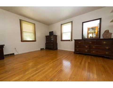 66 Merida St, Springfield, MA 01104 photo 10