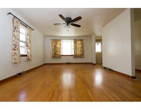 66 Merida St, Springfield, MA 01104 photo 8