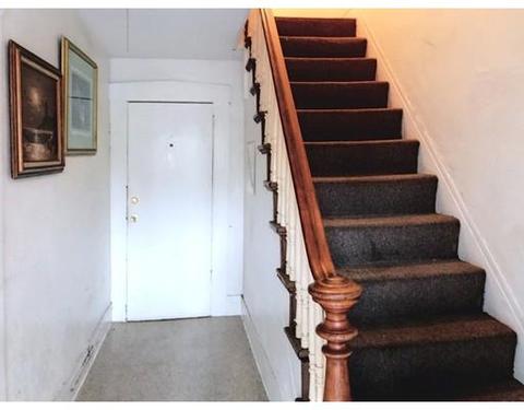 22 Howard St, Chicopee, MA 01013 photo 8