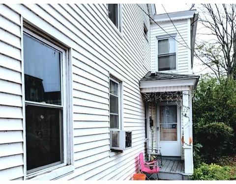 22 Howard St, Chicopee, MA 01013 photo 4