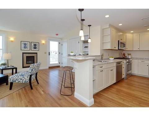 48 Pleasant St #2, Gloucester, MA 01930 photo 11