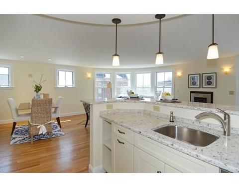 48 Pleasant St #2, Gloucester, MA 01930 photo 12