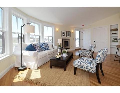 48 Pleasant St #2, Gloucester, MA 01930 photo 9