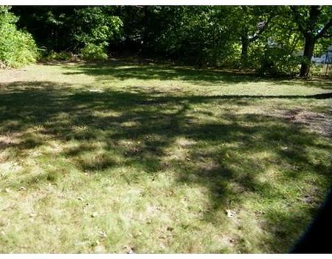 907 Bradley Rd, Springfield, MA 01109 photo 2
