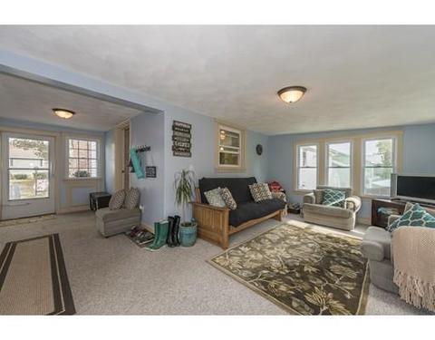 9 Ryan Rd, Danvers, MA 01923 photo 8
