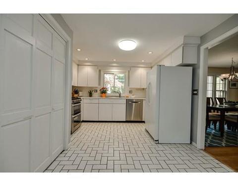 12 Driscoll Dr, Framingham, MA 01701 photo 9