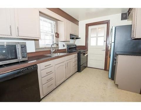3 Richards St, Worcester, MA 01603 photo 10