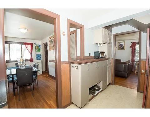3 Richards St, Worcester, MA 01603 photo 8