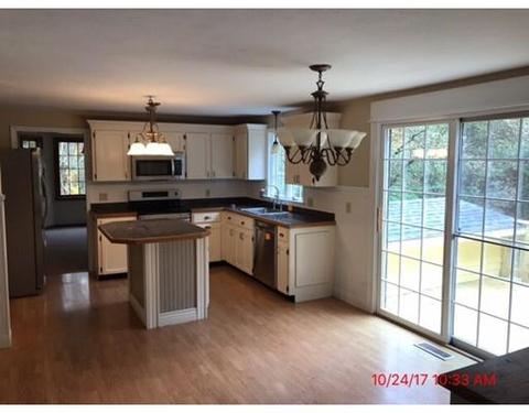 18 Puddingstone Ln, Mendon, MA 01756 photo 7