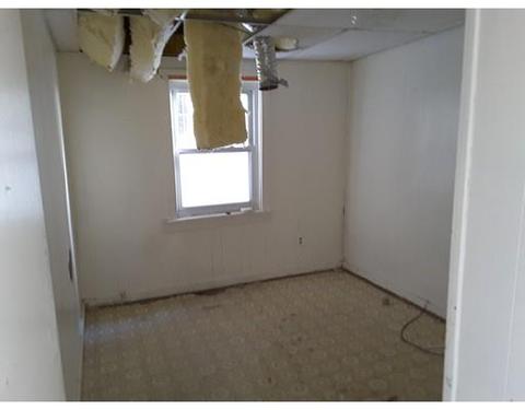 93 Pleasant St, Ware, MA 01082 photo 11
