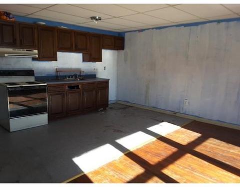 93 Pleasant St, Ware, MA 01082 photo 6