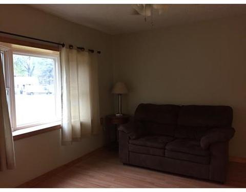 41 Ansara St, Springfield, MA 01104 photo 3