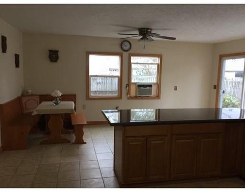 41 Ansara St, Springfield, MA 01104 photo 8
