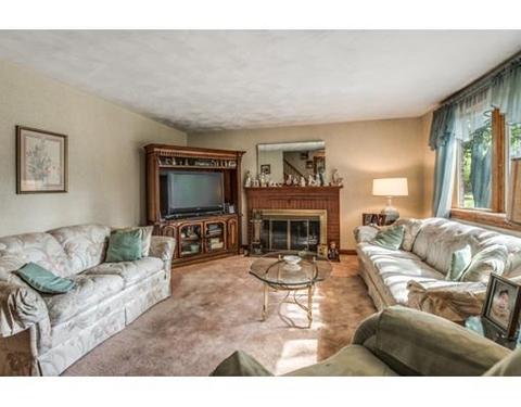 80 Willard St, Dedham, MA 02026 photo 4