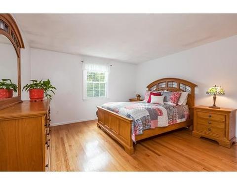 34 Wood Ln, Maynard, MA 01754 photo 12