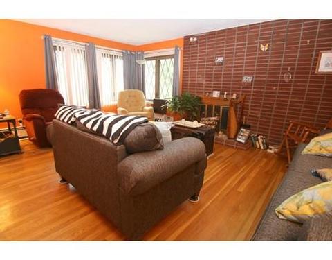 26 Lothrop St, Saugus, MA 01906 photo 9
