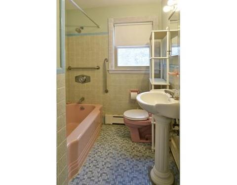 26 Gateway Ln, Lynn, MA 01905 photo 13