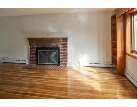 26 Gateway Ln, Lynn, MA 01905 photo 4