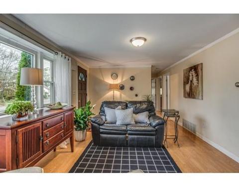 203 Washington St, Reading, MA 01867 photo 11