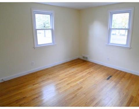 60 Aldrew Ter, Springfield, MA 01119 photo 23