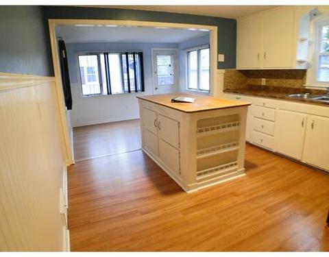 60 Aldrew Ter, Springfield, MA 01119 photo 9