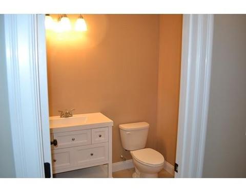 5 Aurora St, Worcester, MA 01613 photo 10
